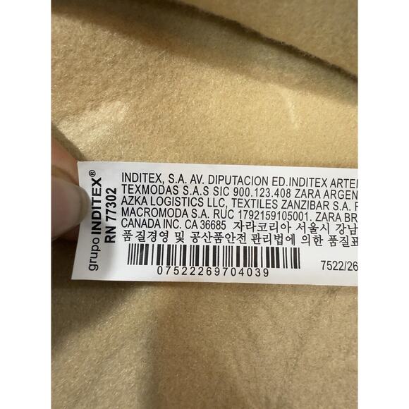 Zara Feather Boucle Cape Sleeve Sweater Women's Size Large - Picture 5 of 11